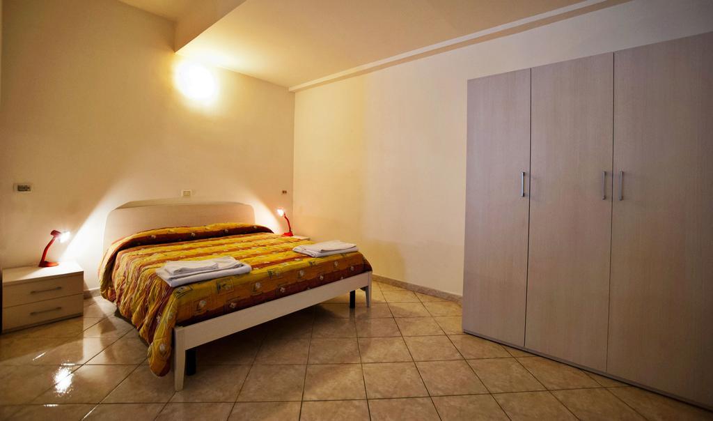 Albergo Magrini Della Genga جينجا الغرفة الصورة